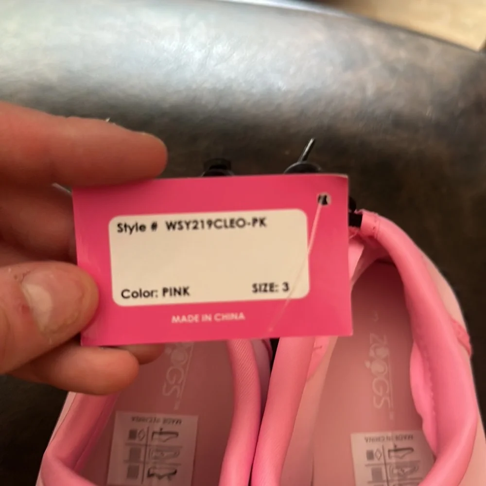 ZOOGS PINK UNICORN WATER SHOES: NEW WITH TAGS: SIZE 3